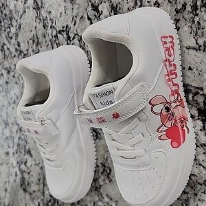 Kids White Stitch Character Sneakers, Size 34